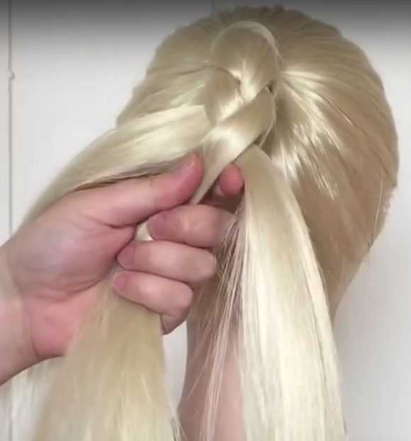Плетение косы из хвостиков
